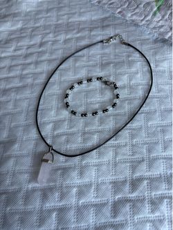 Bracelet and stone pendant necklace set