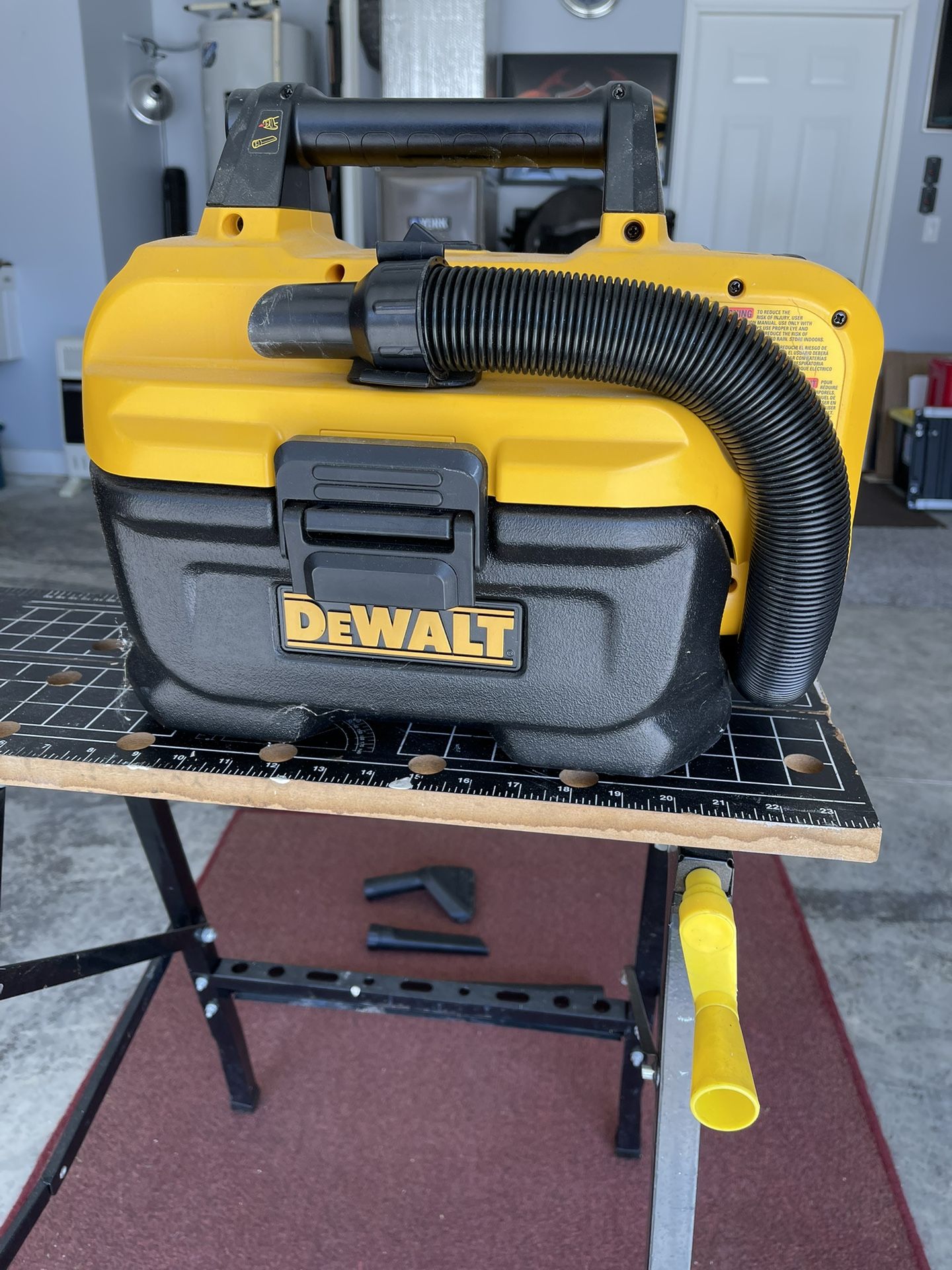 Dewalt Cordless Vacuum 