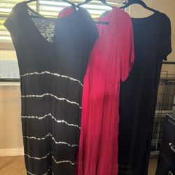 Women’s Short Sleeve Maxi Dresses (Size Large)