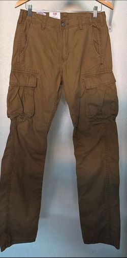 New Levi’s Cargo pant 29x32 tan