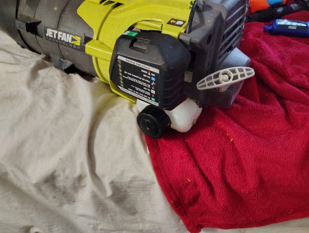 Ryobi Jet Fan Leaf Blower