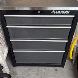 Husky Tool Box 