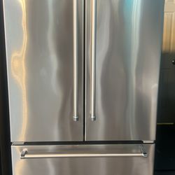 36”in Wide Counter Depth Kitchen Aid Frige Use Like New 