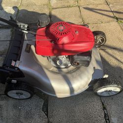Lawn mower Honda push mower very good condition work great