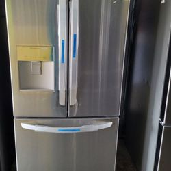 LG French Door Refrigerator 30 Wide VCFI