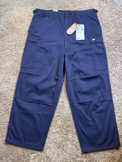 NWT Levi's Loose Cargo Cordura Pants Size 38x32 Navy Baggy MSRP $118