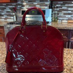 Louis Vuitton Alma PM