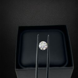1.02 Carat Lab-grown Round Certified Diamond 