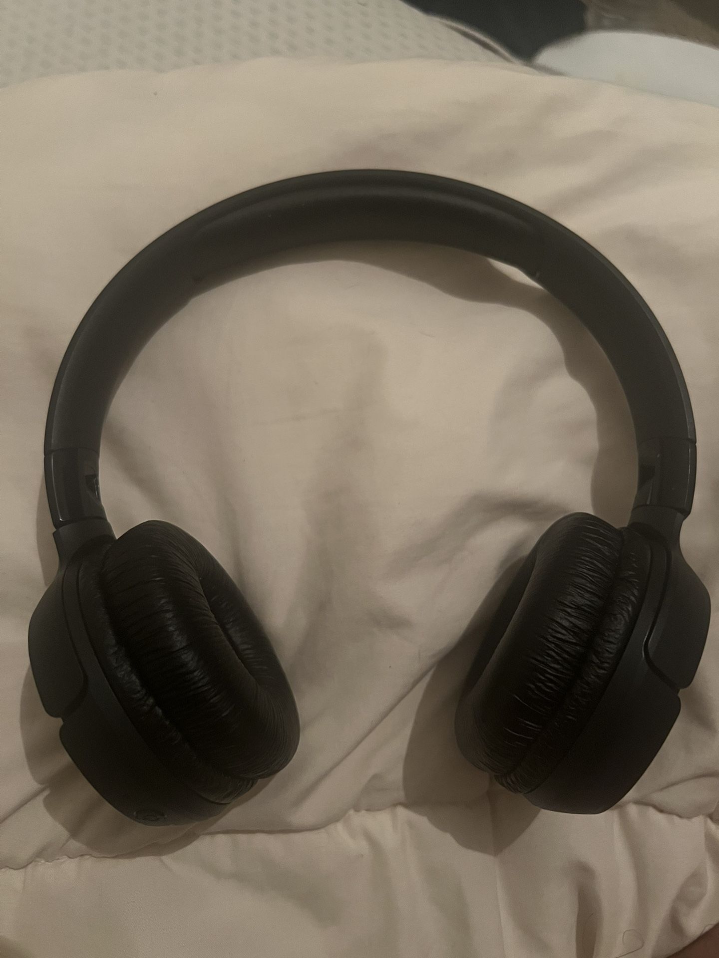 JBL Wireless Headphones