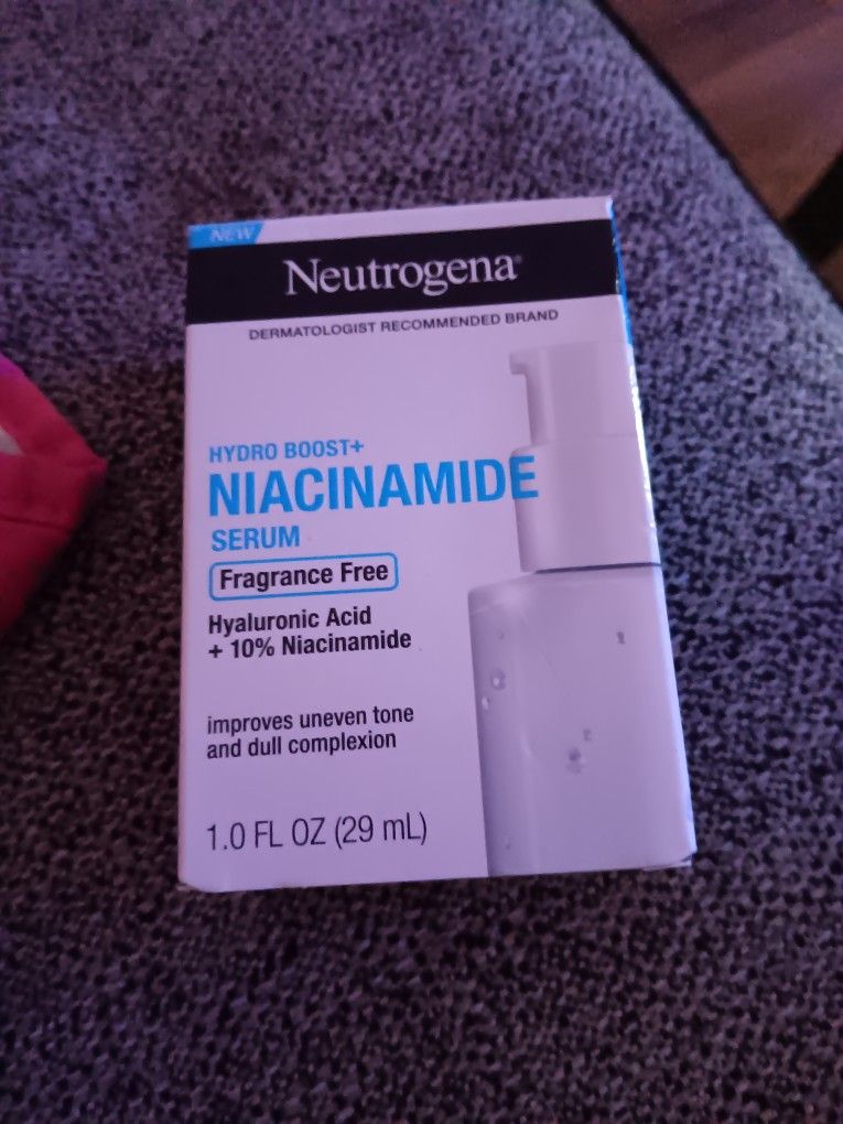 Neutrogena Niacinamide Serum Brand New