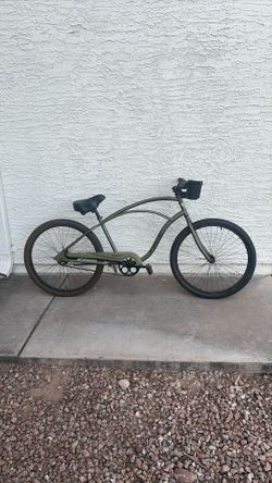 Electra cruiser1 bicycle