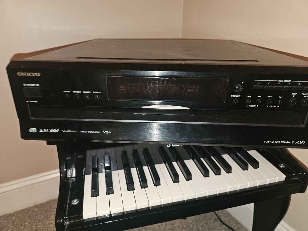 Onkyo 6 Disc CD Player