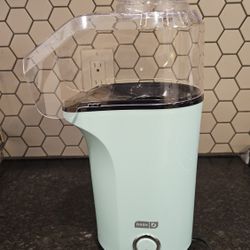 Popcorn maker