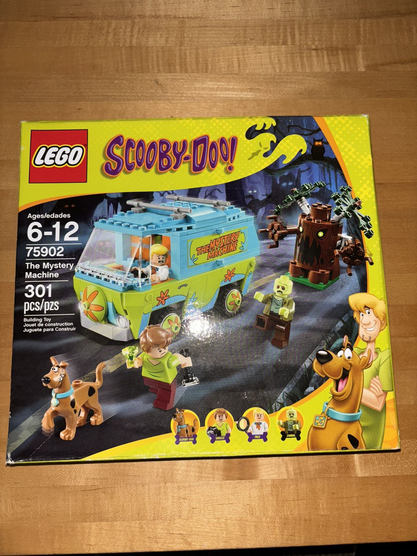 Lego Mystery Machine #75902 - Minimal Damage - Full set - In box - Sealed