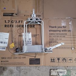 2011 EZip Trail Z Rear Rack With Battery Key Lock