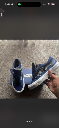 Vans Low-Top Sneakers Navy Blue with Pins