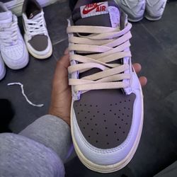 Travis Scott Reverse Mocha Jordan 1