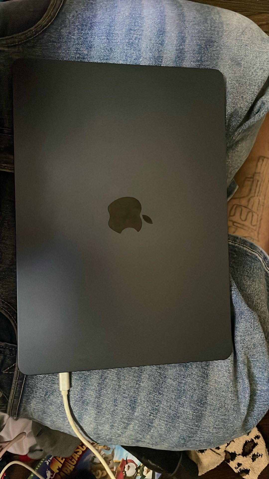 BRAND NEW APPLE MACBOOK Air 13” M3