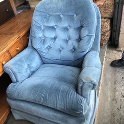 🌿BLUE COLOR  RECLINER🌿 AND OTHER 🌹