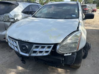 2014 NISSAN ROGUE FOR PARTS ONLY 