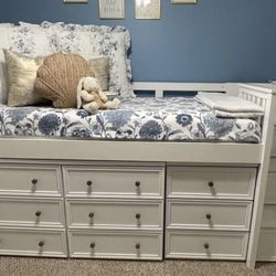 Beautiful Solid Wood Twin Size Complete Bedroom Set