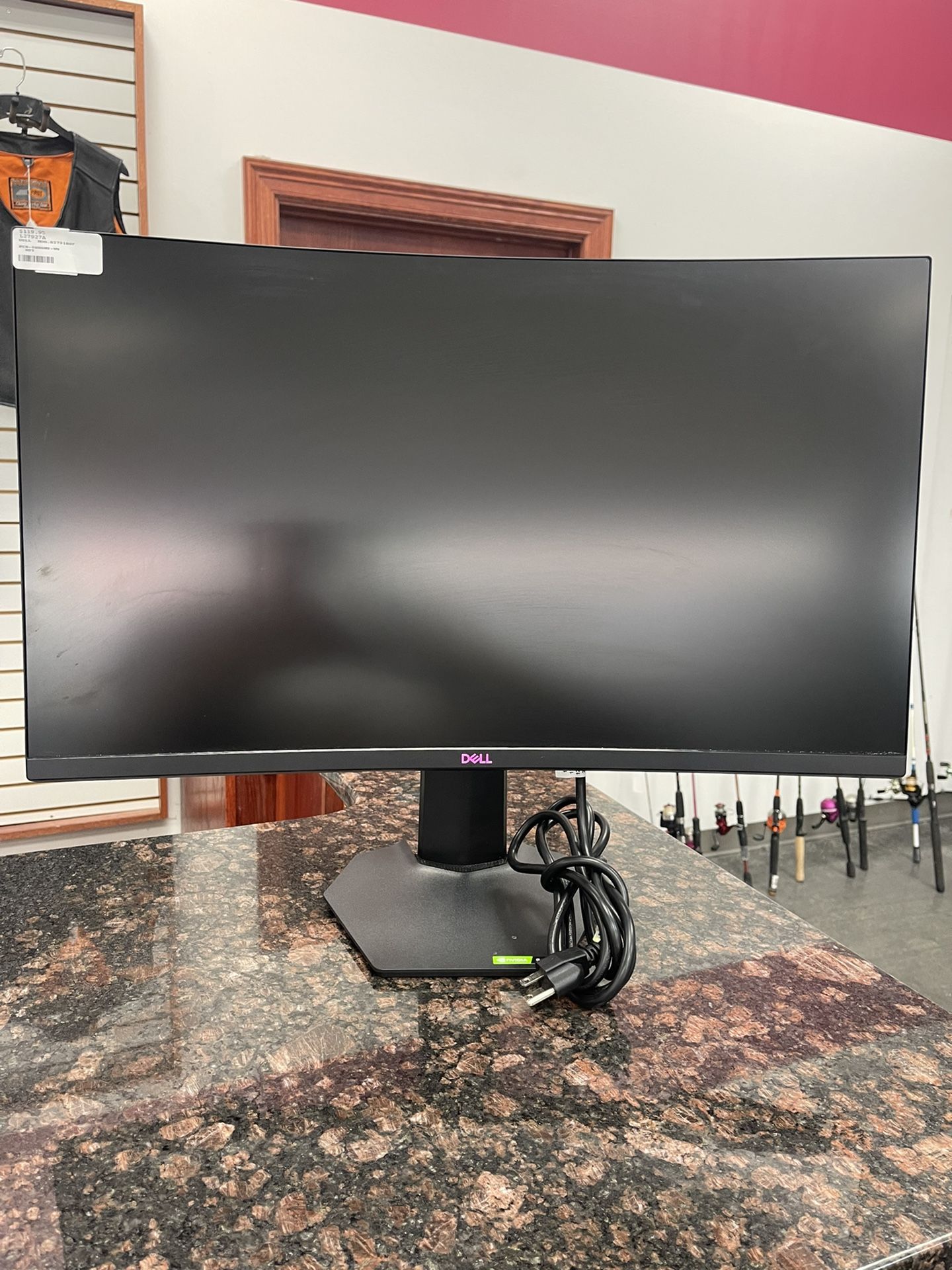 Dell Curved Monitor (27”)