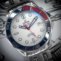 2023 OMEGA Seamaster Diver 300M James Bond 007 Commanders Watch Full Set