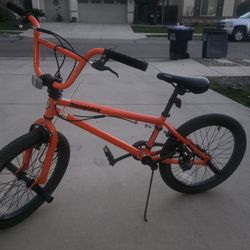 Mongoose Kids Bike 24"