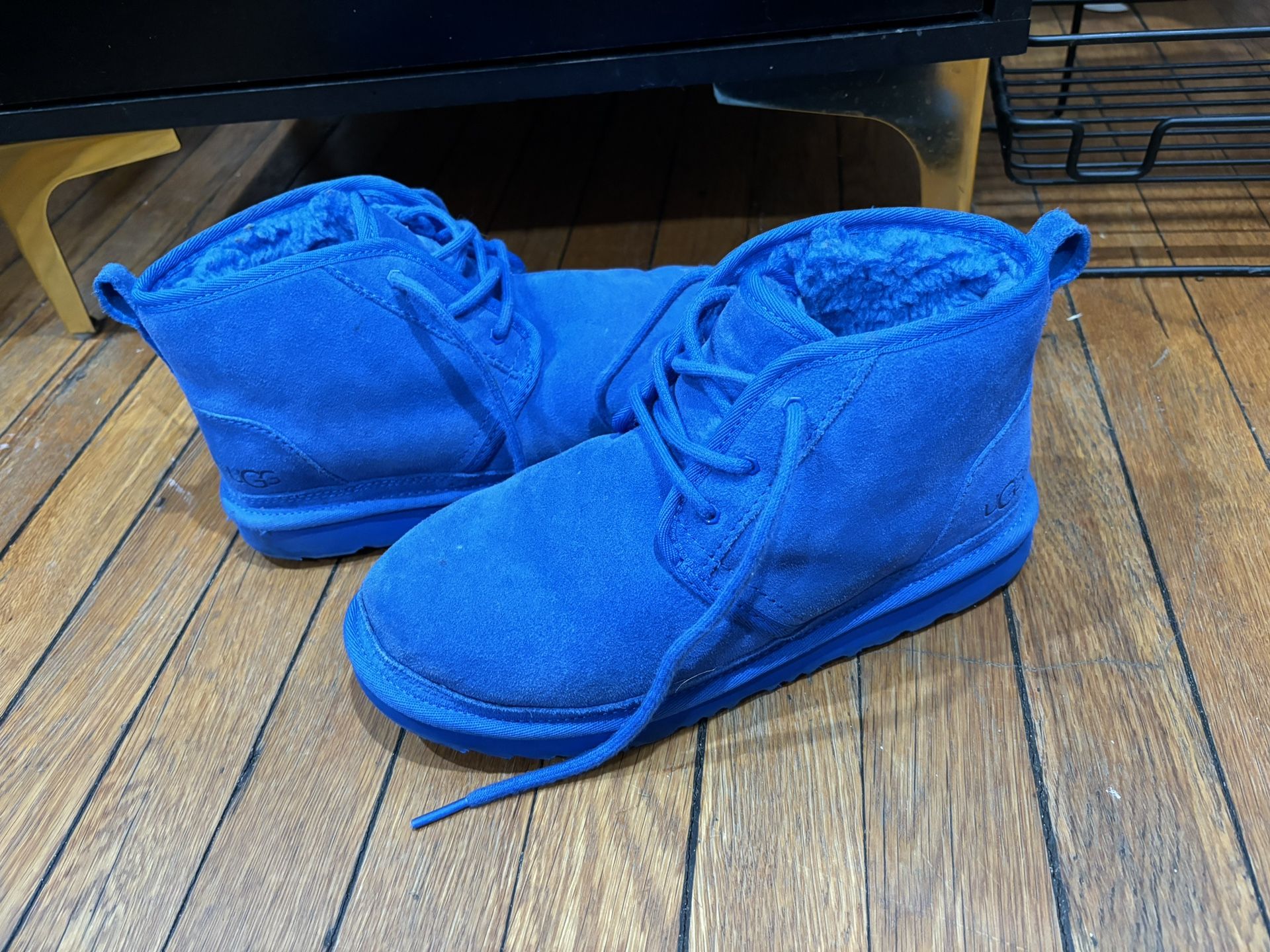 UGG BOOTS