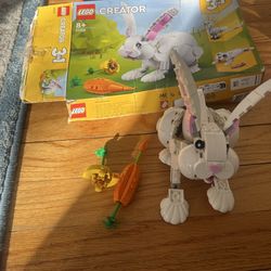LEGO Creator 3-in-1 White Rabbit (set number 31133)