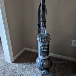 Dyson Vacuum 