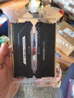 32gb of ddr4 RAM rgb.