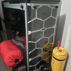 Crystal GAMING PC  *NEW*