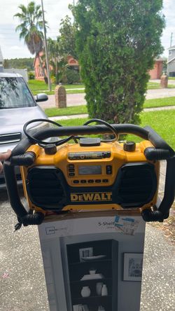 DeWalt DC012 Worksite Charger Radio