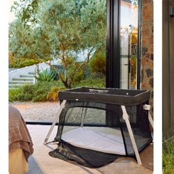 Guava Baby Travel Crib / Pack and Play