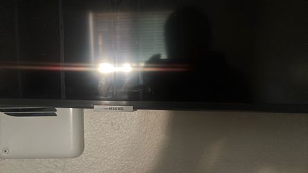 Samsung tv  65 inches