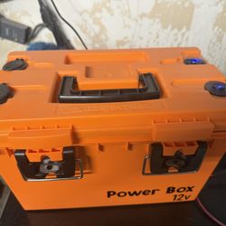 12v Battery Backup With Charger. 