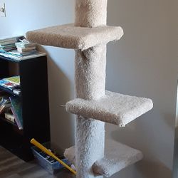 Cat Tree - Very Sturdy Scratching Post, Bed, Play Tower
