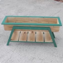 BEAUTIFUL "NEW" CUSTOM MADE RAISED PLANTER