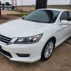2015 Honda Accord From $ 1490 Down