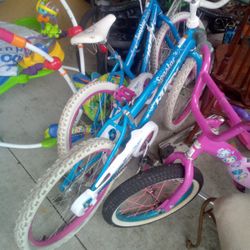 Two Girls Bike For A Great Price $35 Just Back Tires Tubing Needs To Be Checked.