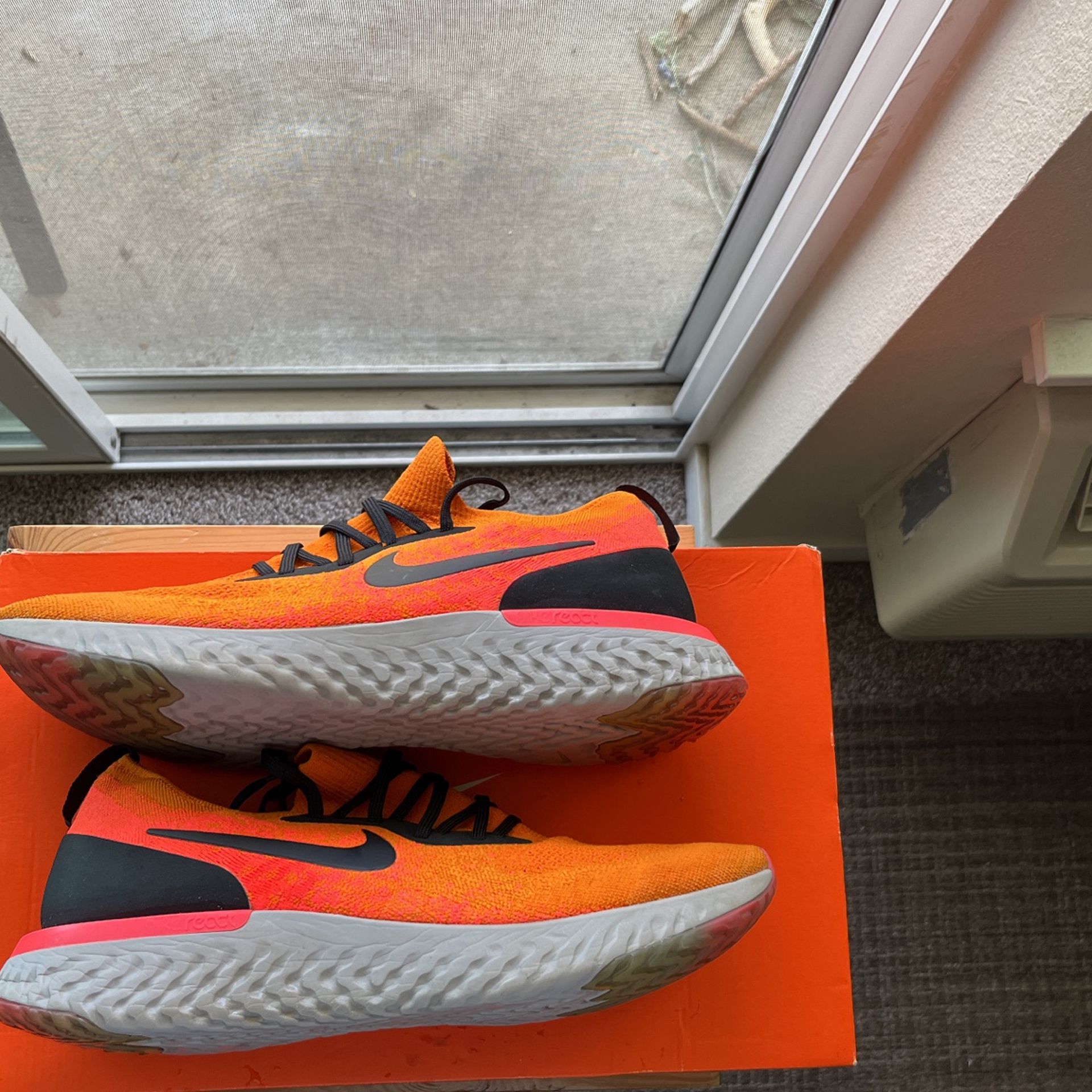 Nike Epic Flyknit React Sz 14