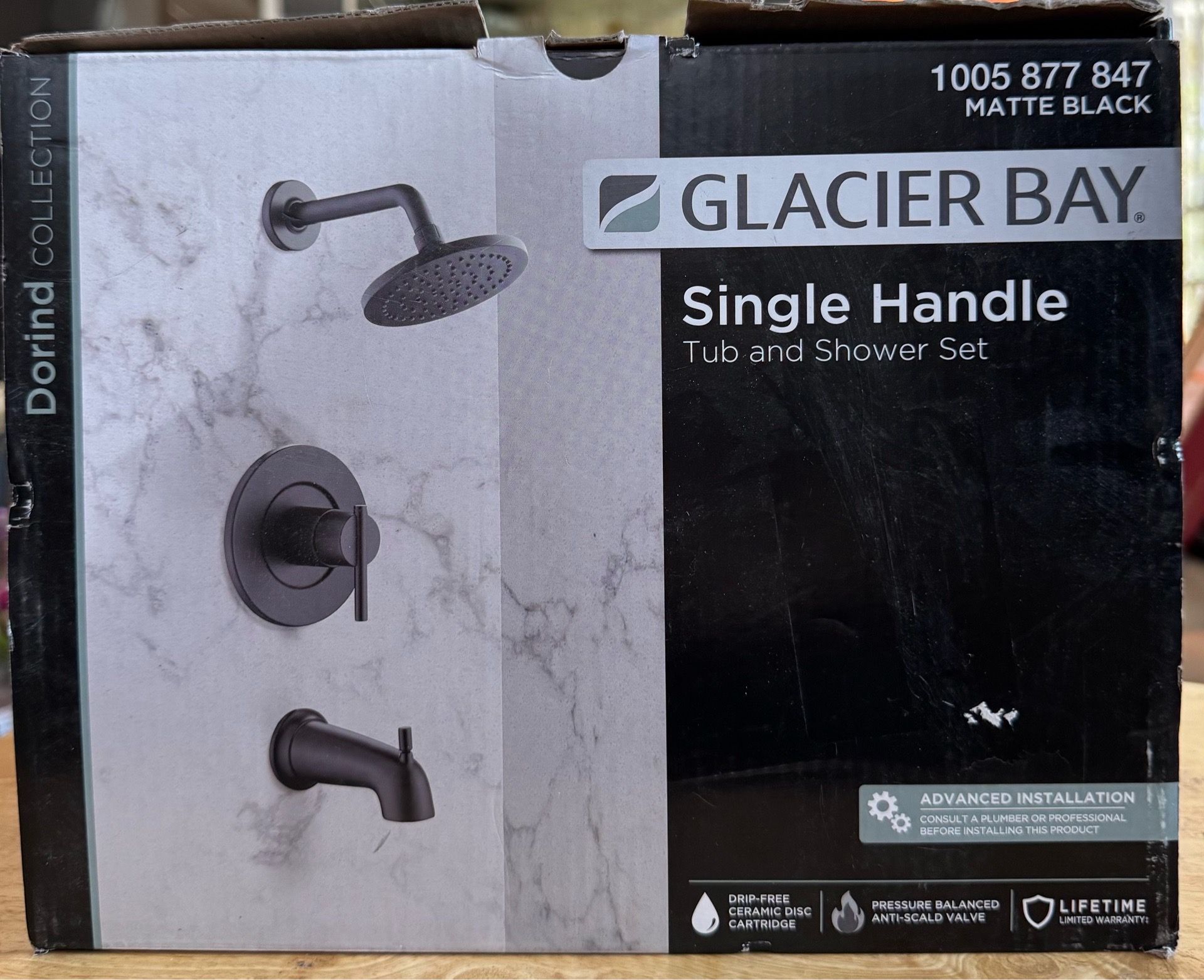 Glacier Bay Dorind Single-Handle 1-Spray Tub and Shower Faucet 1.8 GPM in Matte Black (Valve Included)