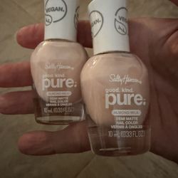 Sally Hansen Nail Polish Vegan Based Good Kind Pure 10ml Almond Milk NEW