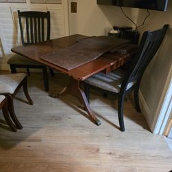 VINTAGE DROP LEAF ANTIQUE TALE 