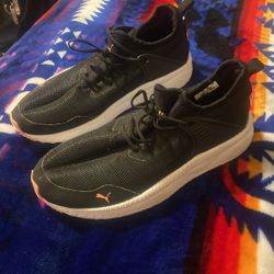 Girls Puma Tennis Shoes 