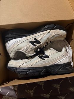 New Balance 740