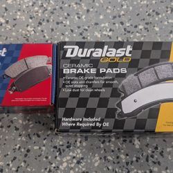 Duralast Brand New Brake Pads  DG1324 And D1325 Front And Rear