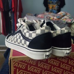 Vans 