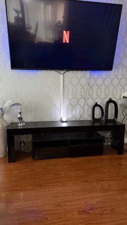Modern TV stand console